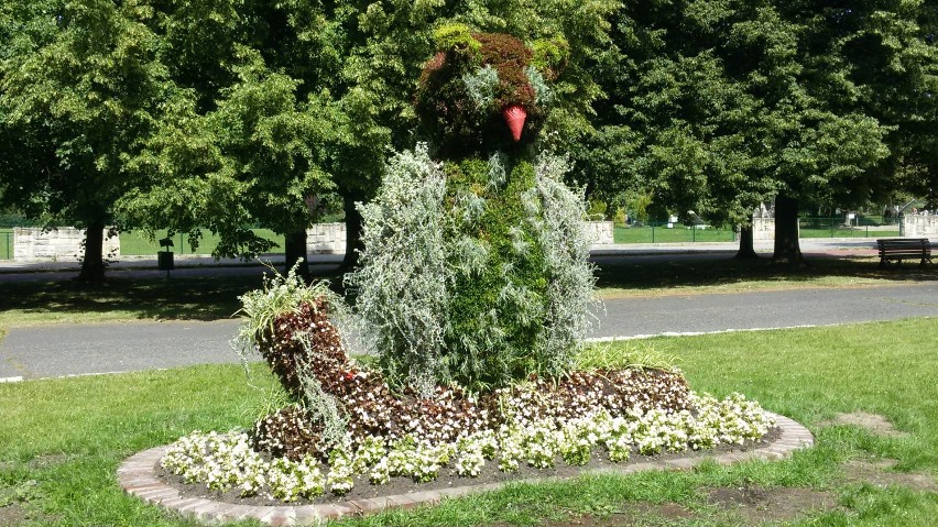 Galeria kwiatowych rzeźb w Parku Śląskim [ZDJĘCIA]