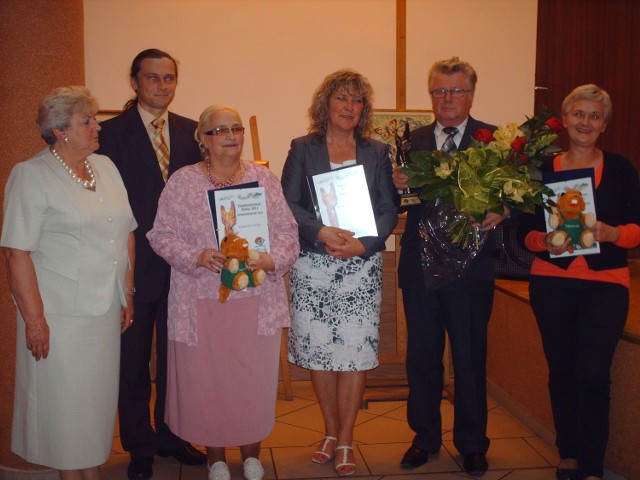 Finaliści konkursu Dąbrowianin Roku 2011, drugi od prawej Stanisław Góra
