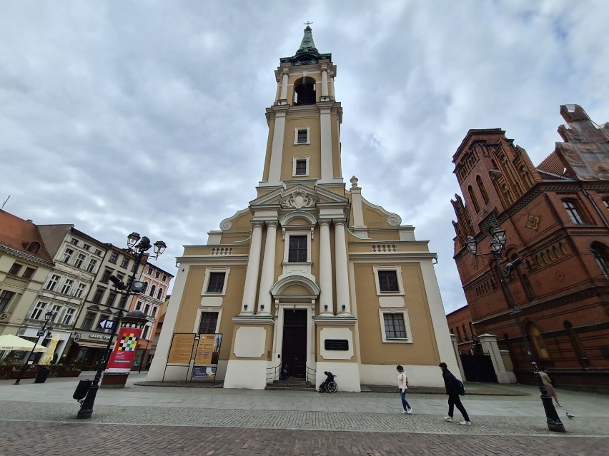 Toruń. Jezuicki kościół pw. Ducha św. będzie poświęcony. Uroczysta konsekracja 28 maja