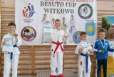 Młodzi reprezentanci powiatu wągrowieckiego w karate wrócili z medalami!