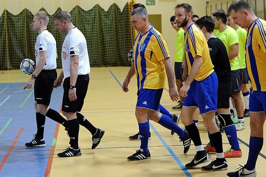 Sępoleńska Liga Futsalu: Za nami mecze inauguracyjne [zdjęcia] 