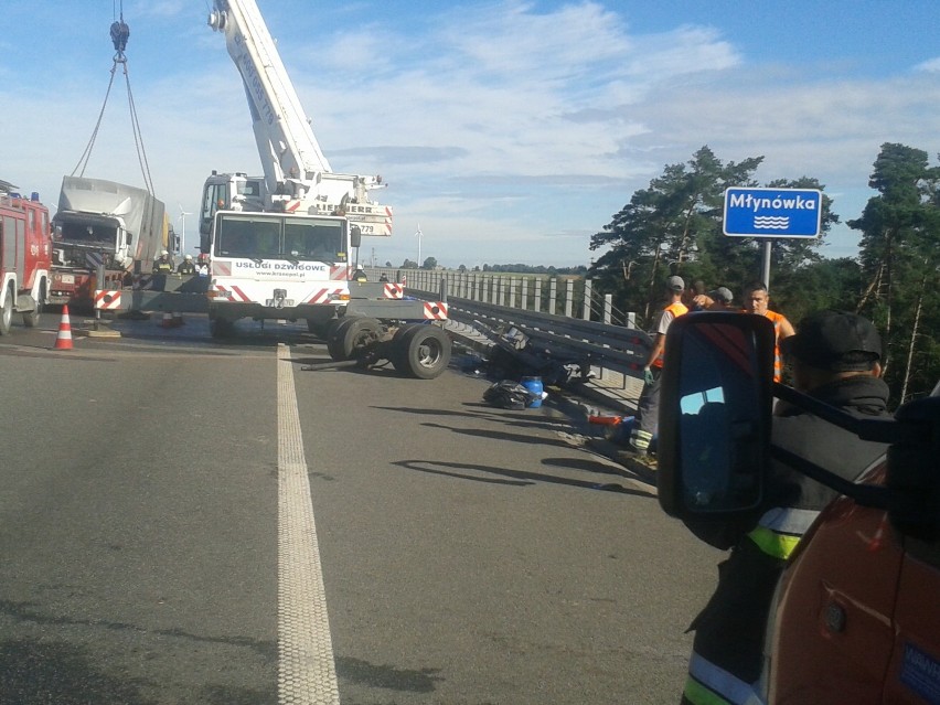 Groźne zdarzenie drogowe na A1 niedaleko Chełmna [zdjęcie]