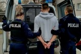 Policjanci z Jastrzębia-Zdroju zatrzymali poszukiwanego 31-latka. Znalazł sprytne miejsce na kryjówkę