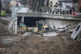 Kraków. Budowa Trasy Łagiewnickiej - beton zastąpił hałdy ziemi                         