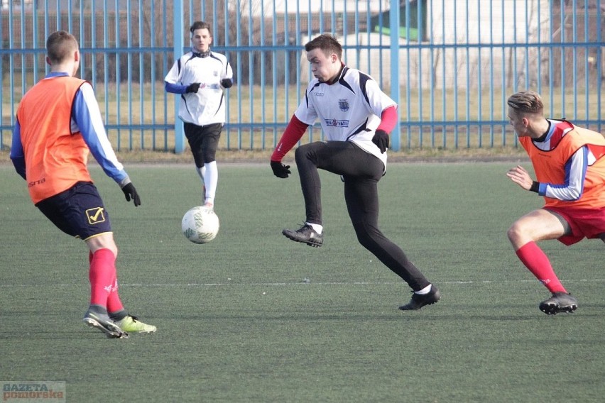 Lider Włocławek - KS Kutno 6:3 (2:2)
Bramki: Maciej...