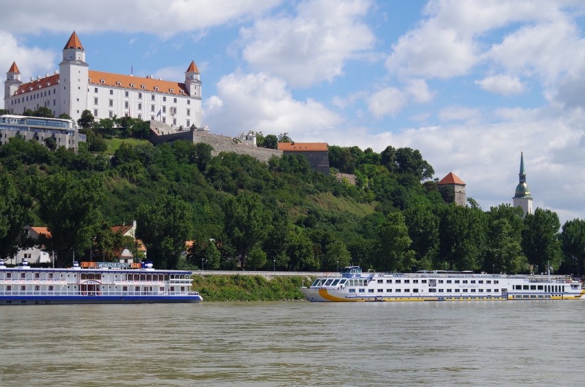 Bratysława (Słowacja)

Zobacz pozostałe z nominowanych miast...