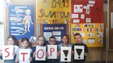 Młodzież z okazji Światowego Dnia Trzeźwości w ramach zajęć rozwijających z chemii stworzyła kampanię społeczną „STOP ALKOHOLIZMOWI”