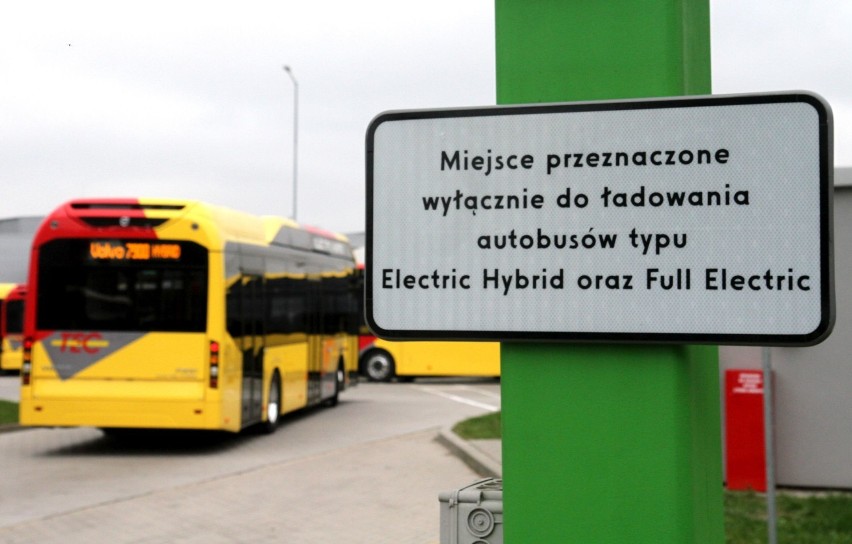 Setki autobusów z Wrocławia pojawi się na ulicach Dubaju!
