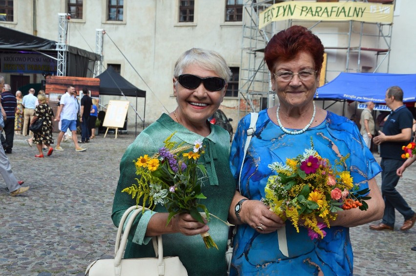 15 sierpnia 2022 bawiliśmy się na placu Klasztornym w...