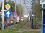 Wielicka: Kolejne wybrzuszenie szyny. Pół godziny bez tramwajów