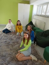 Remont pomieszczeń w SP4 w Pruszczu Gdańskim. Gabinety stały się nowoczesne i przyjazne dla uczniów | Zdjęcia