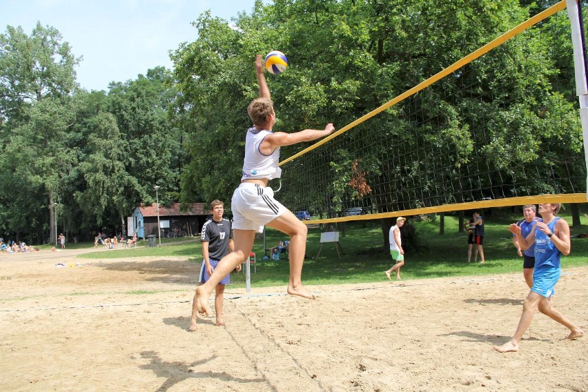 W Prusimiu znów grali w plażówkę