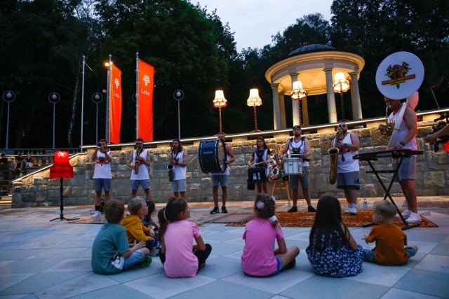 Wojewódzkie Pożegnanie Wakacji odbędzie się na zmodernizowanych Kręgach Tanecznych w Parku Śląskim.