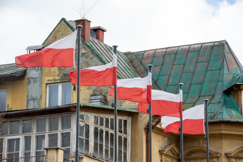 Zakopane zrobiło się biało-czerwone. Górale uhonorowali powstańców śląskich