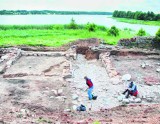 Tajemnice krzyżackiego zamku w Osieku - archeolodzy zbadali znalezisko