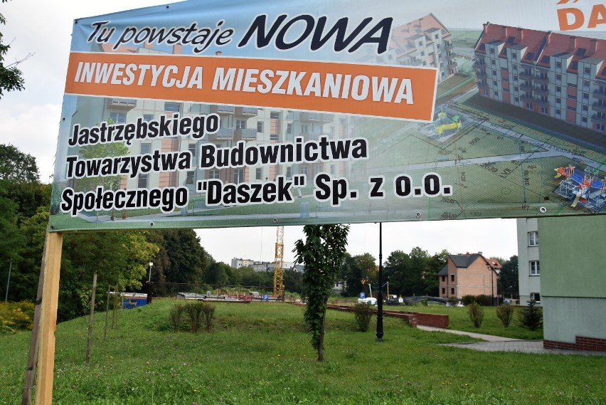 Jastrzębie-Zdrój: Trwa budowa bloku przy ulicy Witczaka