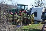 Tragiczny wypadek w Laskach w gminie Złoty Stok. Ciężarówka zmiażdżyła kierowcę