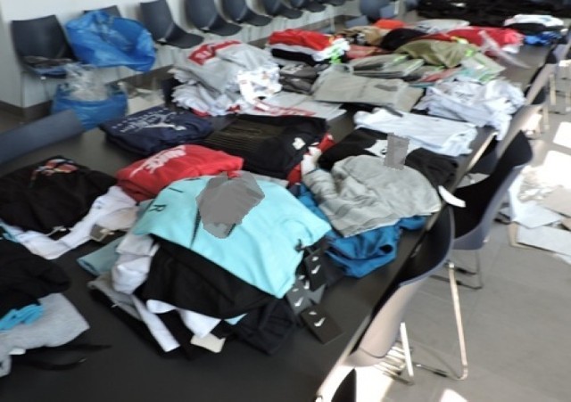 Obywatel Bułgarii odpowie za handel podróbkami ubrań znanych marek