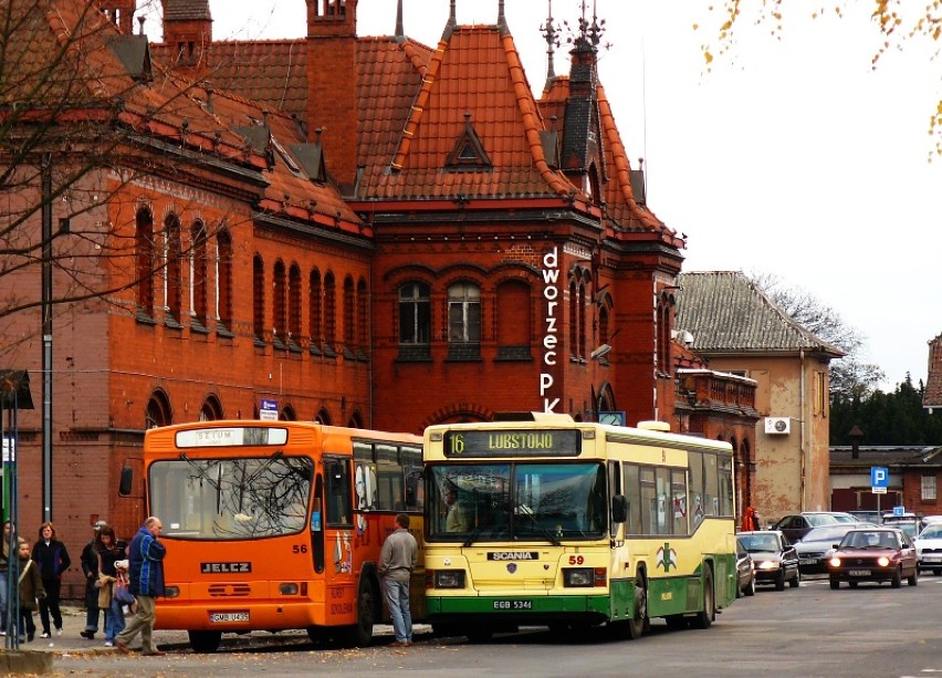 Malbork. Te miejskie autobusy niedługo przejdą do historii, tak jak wcześniej jelcze i autosany. Mowa oczywiście o wiekowych scaniach