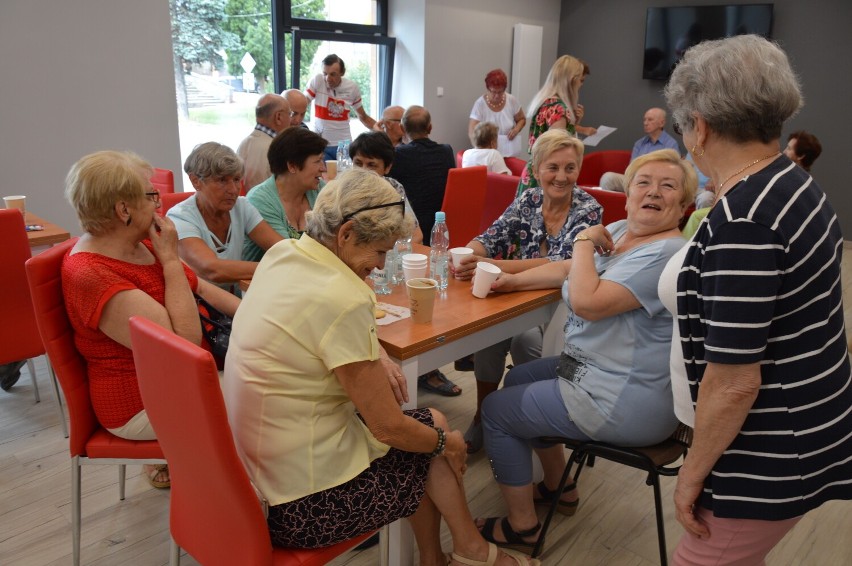 Centrum Aktywności Społecznej w Wieruszowie. Klub seniora i biblioteka już działają ZDJĘCIA