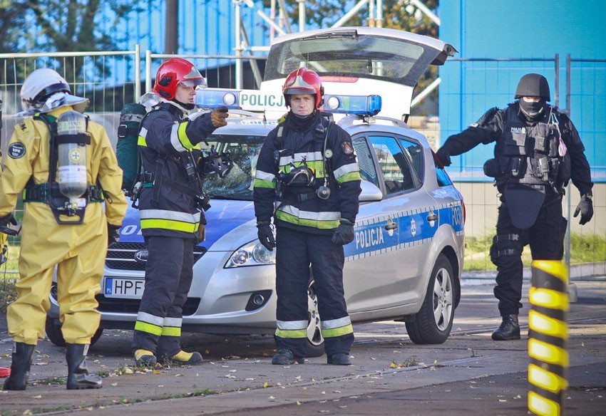 Ćwiczenia straży pożarnej, policjij, straży miejskiej i...