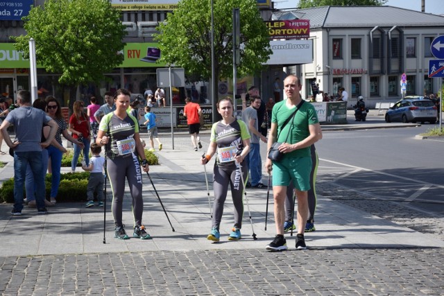 XIII Wojewódzki Bieg Pamięci św. Jana Pawła II. Kategoria open i marsz nordic walking