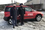 Nowy samochód strażaków z OSP w Przechlewie. Skoda przyda się do różnych zadań. Teraz strażacy czekają na budowę nowej remizy