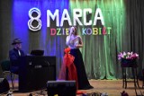 Koncert z okazji Dnia Kobiet w Rogowie koło Żnina. Zaśpiewała Bianka Urbanowska [zdjęcia]