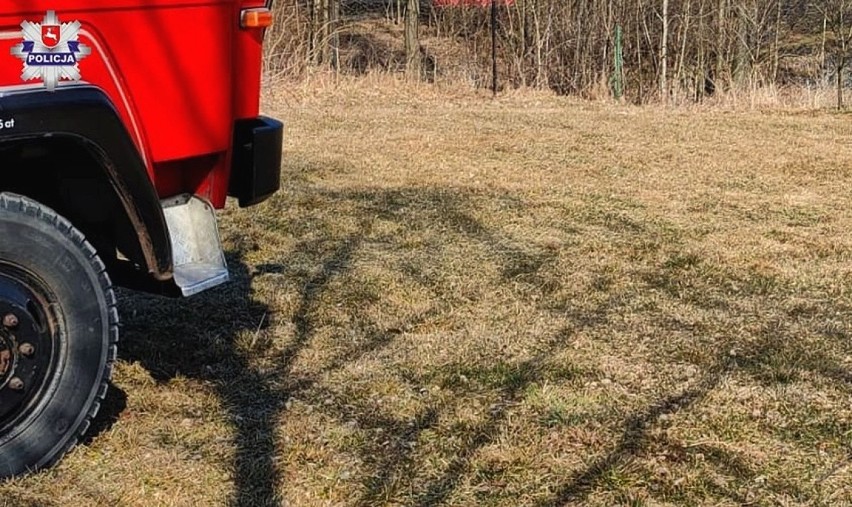 Lubelskie. Podpalanie traw i nieużytków. W pogorzelisku znaleziono ciała dwóch osób