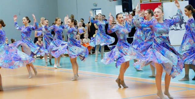 Grupa BALLO ART z chełmskiego MDK zajęła  I miejsce w kategorii Show Dance formacje i mini formacje powyżej 16 lat. fot.