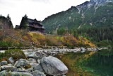 Magiczne Morskie Oko w jesiennej odsłonie. Zobaczcie, jak w Tatrach jest pięknie! [ZDJĘCIA] 