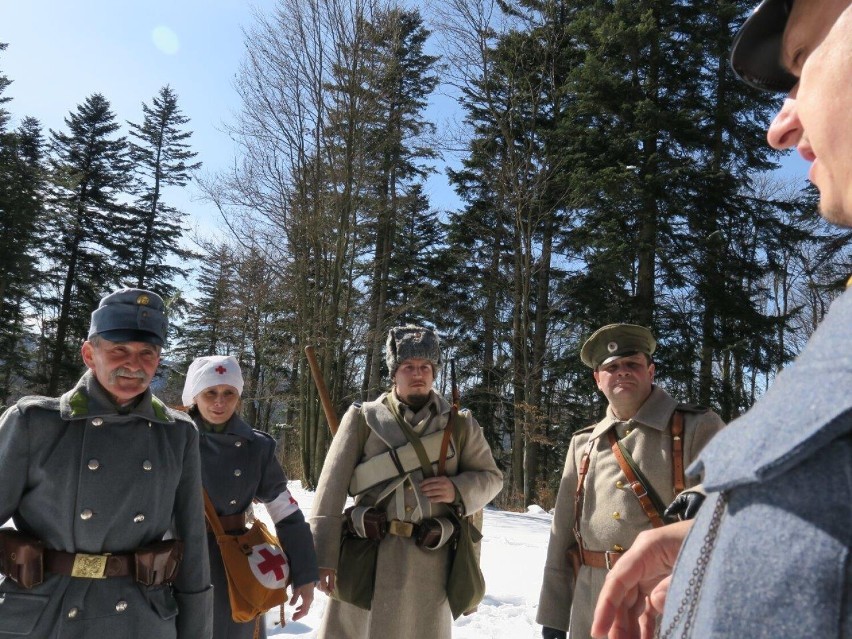 „Wielka detonacja” na Manyłowej w Bieszczadach. 107 lat temu zginęły tu setki żołnierzy. Do dziś odnajdywane są szczątki [ZDJĘCIA]