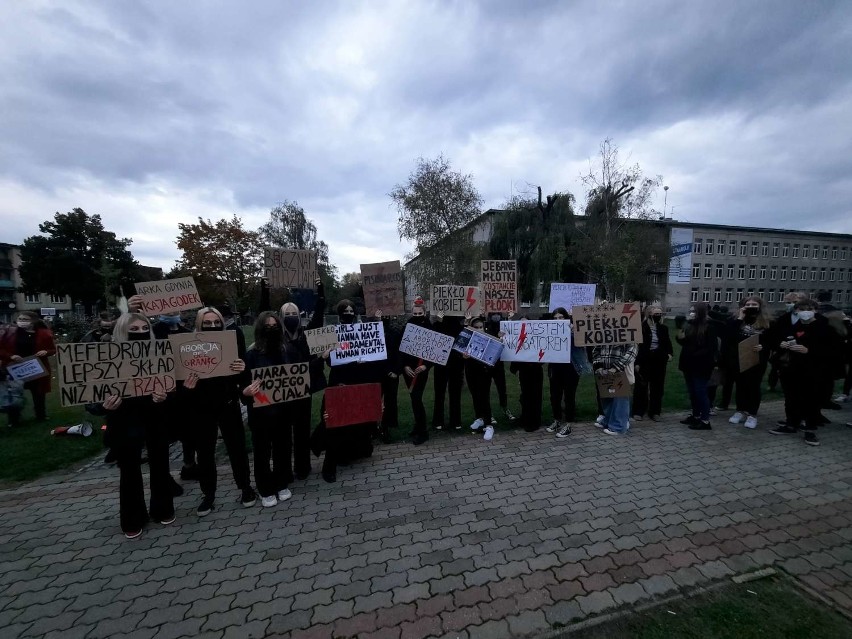 Protest Kobiet w Kaliszu. Tłum na ulicach miasta