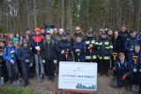 Akcja sadzenia drzew. Kilkaset nowych drzew pomogli zasadzić m.in. mundurowi z komend policji w Pucku i Wejherowie