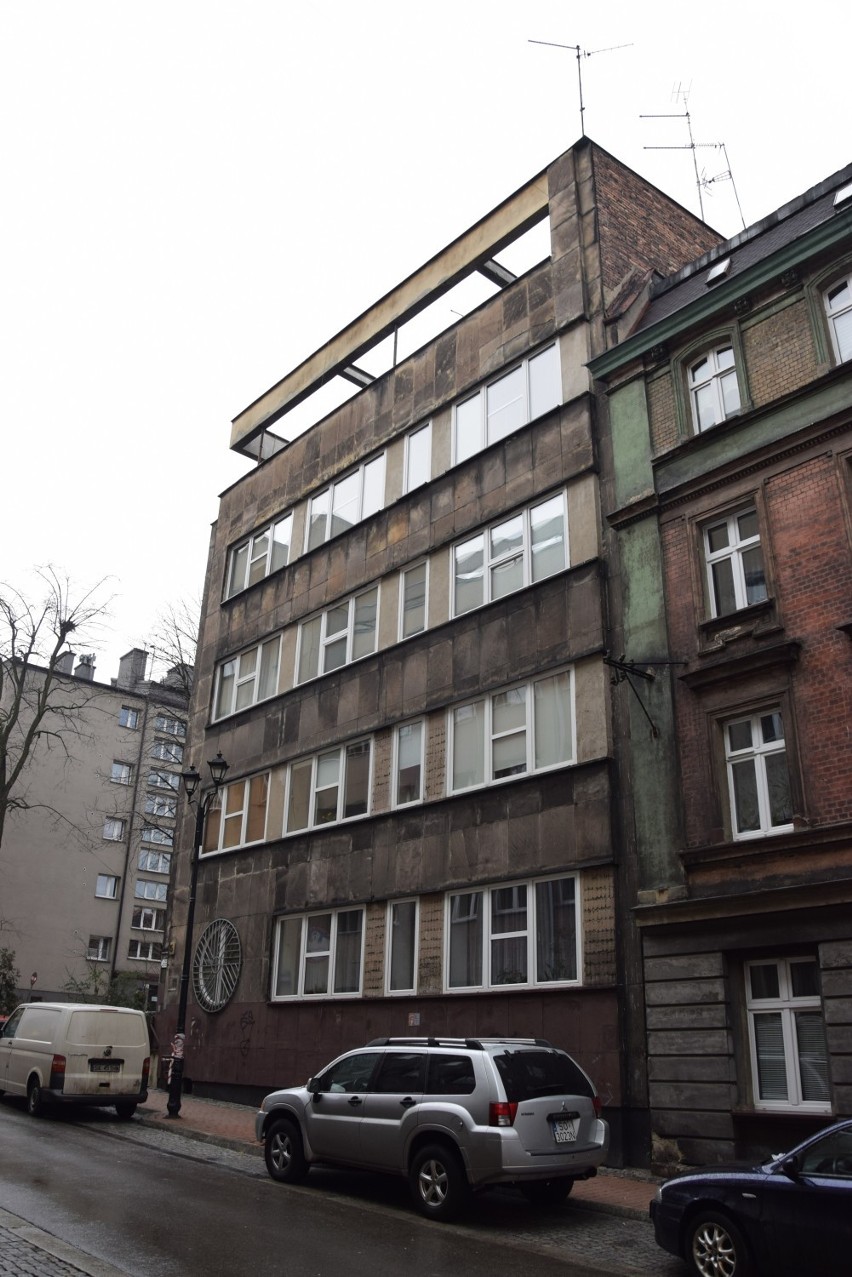 Budynek mieszkalny przy ulicy Kobylińskiego 5 w Katowicach