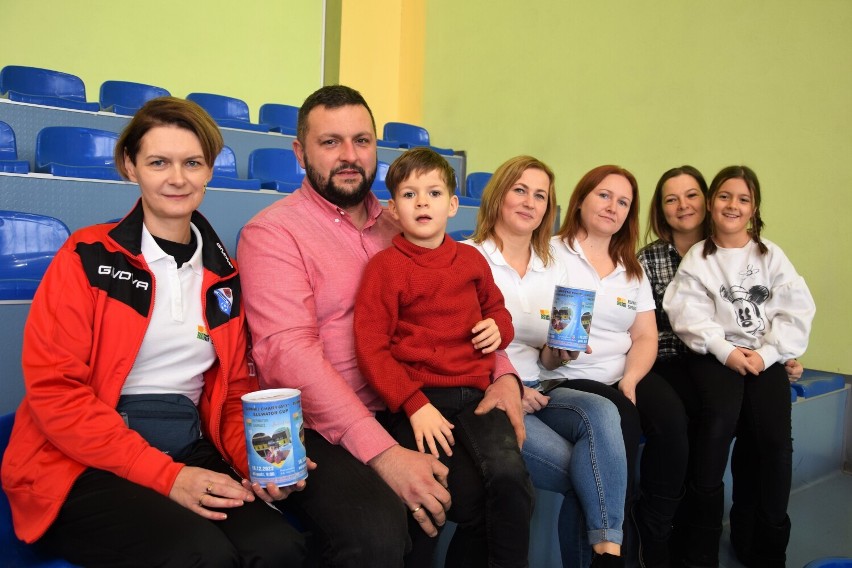 Walka o zdrowie i życie 6-letniego Jasia Pietrzaka z Wróblewa. Charytatywny turniej Elewator Cup rozegrano w Sieradzu. Jest zbiórka ZDJĘCIA
