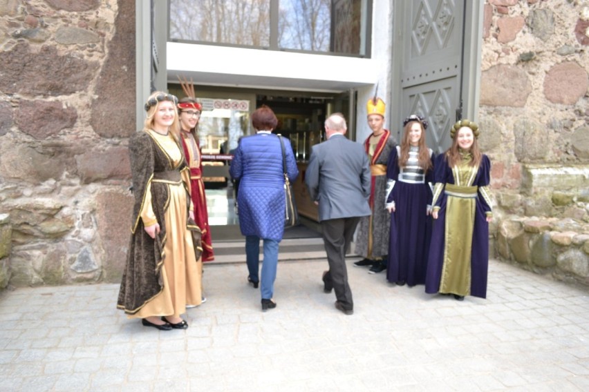 Otwarcie dziedzińca zamku w Człuchowie, 30.04.2015