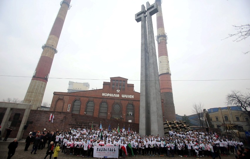 Katowice: Bieg Dziewięciu Górników ku pamięci poległych 16 grudnia 1981 [ZDJĘCIA]