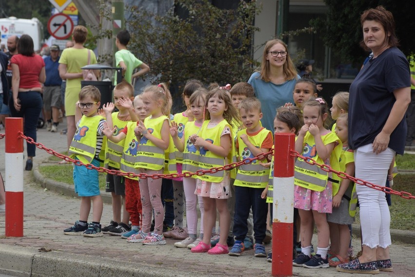 79. Tour de Pologne. Etap z Leska do Sanoka. Zobaczcie co działo się na starcie i mecie [ZDJĘCIA]