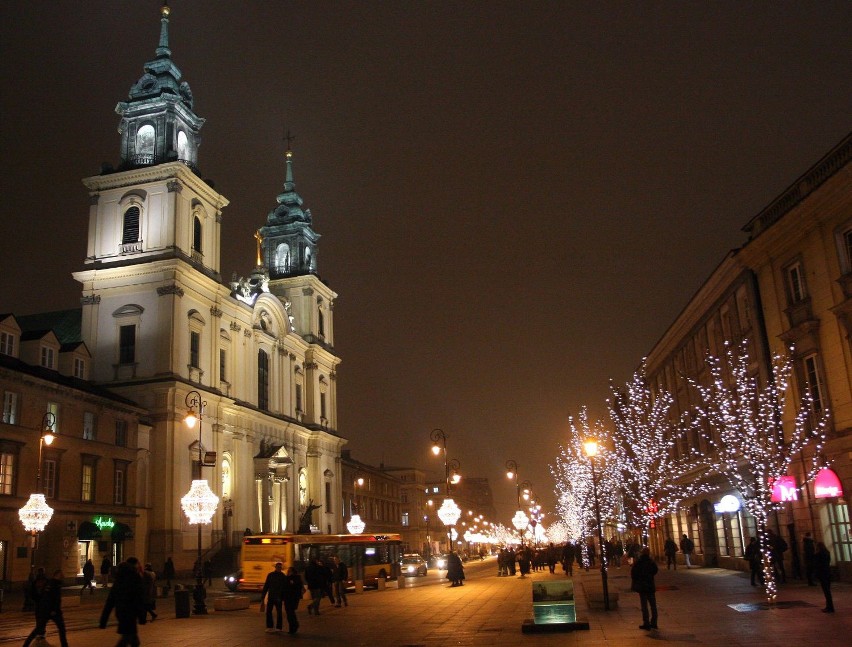 Już 1 grudnia w stolicy rozbłyśnie świąteczna iluminacja. Będzie kolorowo!