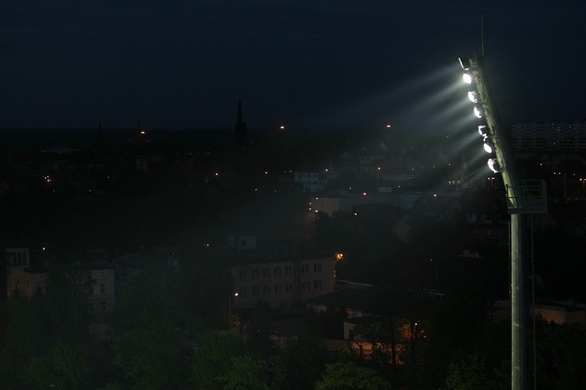 Legnica: Oświetlenie Stadionu Miejskiego (ZDJĘCIA)