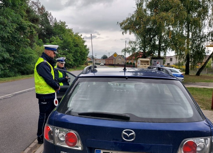 Żyj i pozwól żyć innym. Wieluńscy policjanci włączyli się w akcję ROAD SAFETY DAYS 