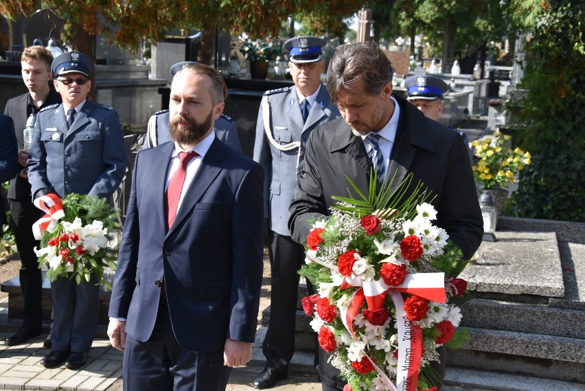 Obchody Dnia Polskiego Państwa Podziemnego na Cmentarzu Tynieckim ZDJĘCIA