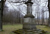 Duszniki-Zdój: na zapomnianym cmentarzu wojennym pojawi się pamiątkowa tablica