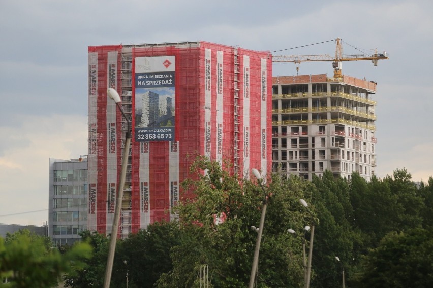 Konstrukcje dwóch wież Sokolska 30 Towers są już gotowe
