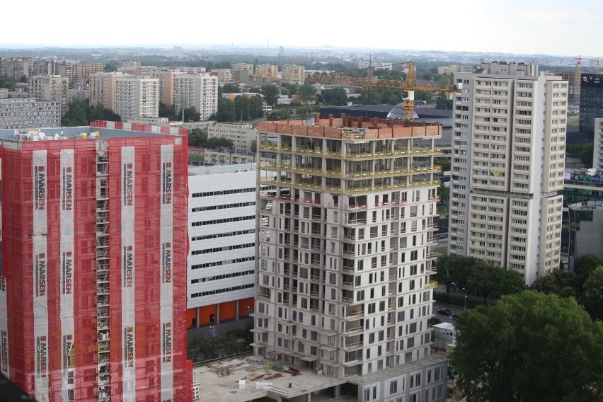 Konstrukcje dwóch wież Sokolska 30 Towers są już gotowe