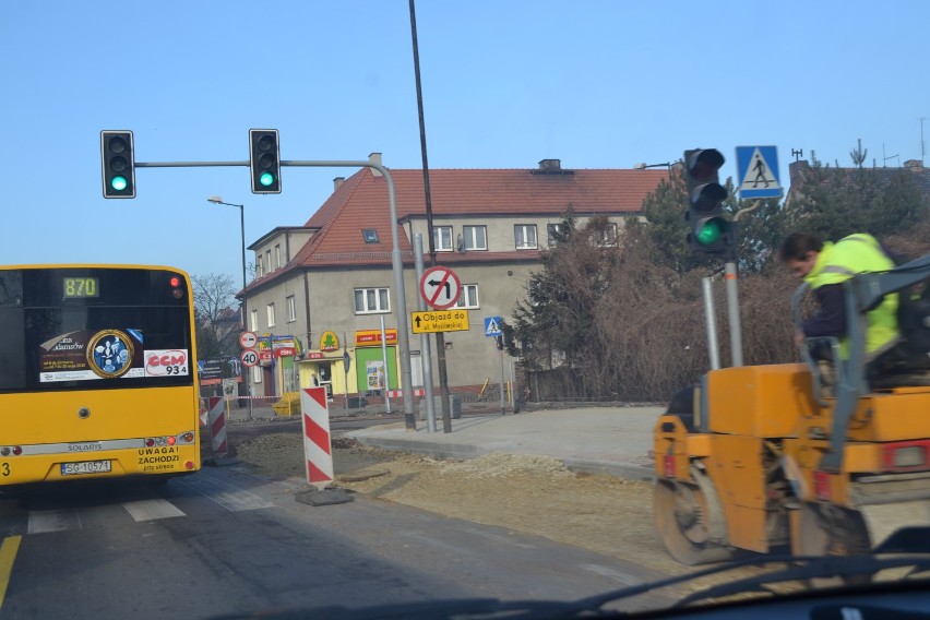 Drogi w Zabrzu: przebudowa skrzyżowania Kondratowicza i...