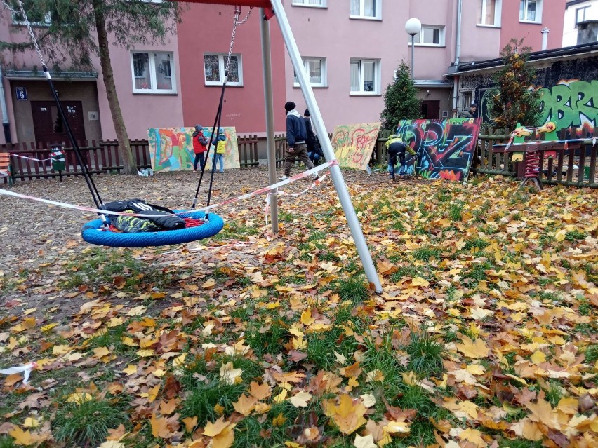 Podwórko w centrum Szczecinka zmienione nie do poznania, zobacz jak bardzo [zdjęcia]