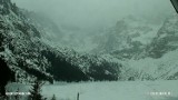 Silny wiatr w Tatrach. Nadciągają duże opady śniegu. Wzrośnie zagrożenie lawinowe