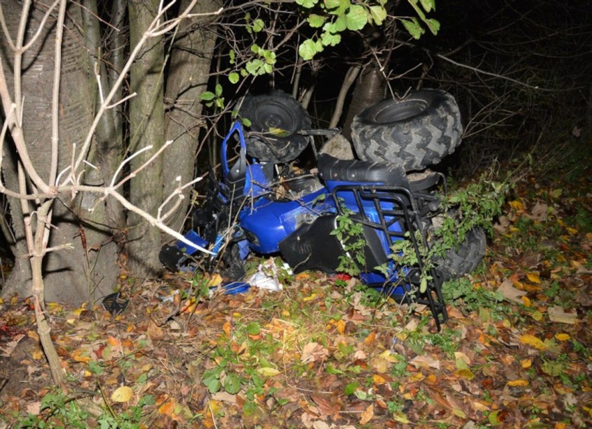 Tragiczny wypadek w Korczynie. Nastolatka zginęła, uderzając quadem w drzewa. Odpowie za to właściciel pojazdu